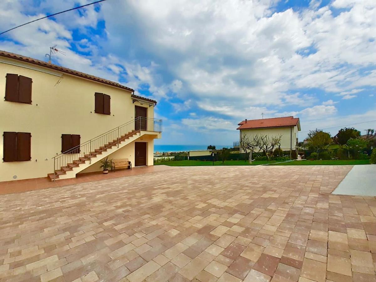 Con Vista Mare E Giardino - Amanecer * Marzocca di Senigallia